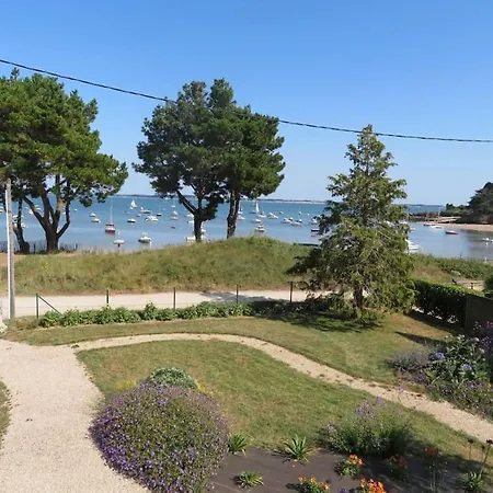 Magnifique Maison Face A La *